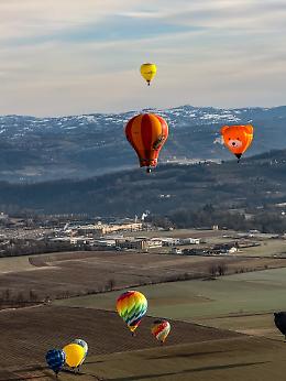 Mongolfiere d&rsquo;Epifania a Mondov&igrave;: tre giorni tra cielo, colori e solidariet&agrave;