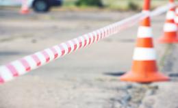 Frana in Valle d'Aosta, masso piomba sulla strada: evacuate le case a Issime