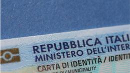 SPID a pagamento, c&rsquo;&egrave; l&rsquo;alternativa gratuita: come usare la Carta d&rsquo;Identit&agrave; Elettronica