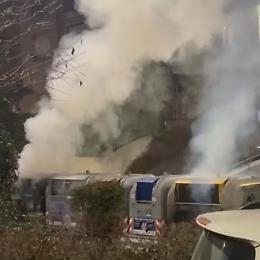 Torino, incendio in via Fossata rogo ai cassonetti