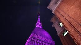 La Mole Antonelliana si accende per le Malattie Tropicali Neglette