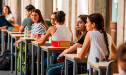 Arriva la Carta Valore Cultura: ecco cosa cambia per il bonus studenti