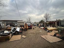 Coltellate ai semafori e incendi: le scorribande in tutta la citt&agrave;