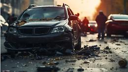 Scontro sulla circonvallazione di Cuorgn&egrave;: due feriti e traffico in tilt