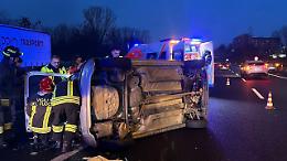 Incidente sulla tangenziale nord di Torino: un&rsquo;auto si ribalta a Collegno