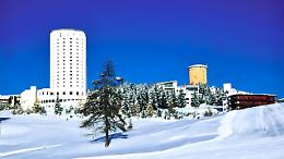 &ldquo;Dimezzata&rdquo; anche la Torre bianca. Il Sestriere perde tutti i suoi simboli