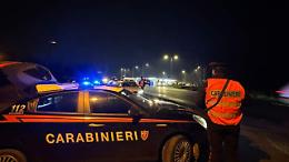 Domodossola, controllo notturno sulla Sp 166 degenera: 27enne arrestato per resistenza a pubblico ufficiale 