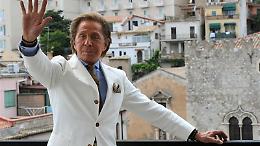 Roma saluta Valentino, oggi i funerali dello stilista