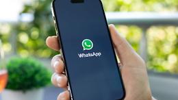 WhatsApp rivoluziona le chat di gruppo: i nuovi membri potranno leggere la cronologia dei messaggi
