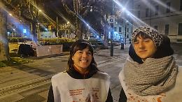 Sfidano il freddo per aiutare chi non ha pi&ugrave; nulla