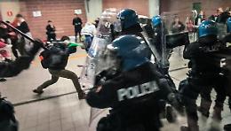 Lanci&ograve; un posacenere addosso a un poliziotto: condannato a 8 mesi (ma non far&agrave; nemmeno un giorno di galera)