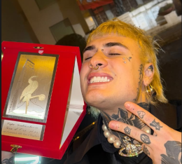 E' lui il cittadino dell'anno: Rosa Chemical "colpisce" ancora