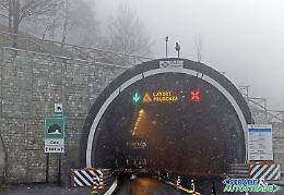 Cantieri nella galleria Cels, A32 chiusa di notte verso Bardonecchia