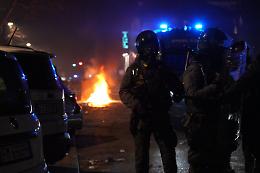 Askatasuna, Zangrillo: &ldquo;Vergognosa pratica fascista dello scontro&rdquo;