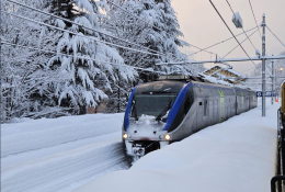 Il Piemonte tutto bianco (e i treni non partono)