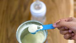 Latte in polvere richiamato: rischio contaminazione da cereulide