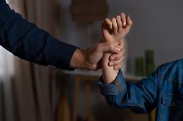 Violenza sessuale alla scuola di canto: condannato a Ivrea il maestro di un minorenne