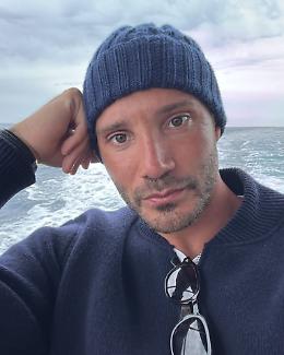 Stefano De Martino, c&rsquo;&egrave; di pi&ugrave;
di una speciale amicizia con...