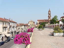 Bra, il silenzio che unisce: giorno del ricordo tra memoria e comunit&agrave;