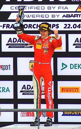 F1, paura per Kimi Antonelli: distrutta la sua Mercedes in un incidente a San Marino