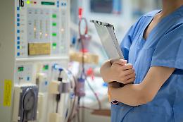 Dialisi chiusa a Ivrea, 47 pazienti in viaggio: fondi nel 2026, ma le cure non aspettano