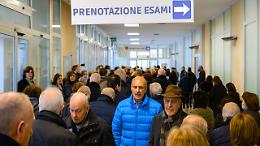 Liste d'attesa eterne, i piemontesi rinunciano a curarsi o si indebitano per la sanit&agrave; privata