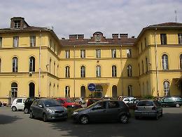 Uscita pericolosa all&rsquo;Amedeo di Savoia: lo specchio non funziona, sar&agrave; spostato