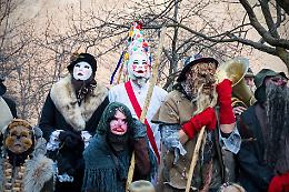 Carnevale del Lajetto: le Barbuire pronte a tornare per la festa pi&ugrave; folle del Piemonte