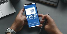 La Carta del Docente cambia volto, in arrivo bonus e servizi anche per il personale ATA