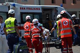 Paura sulla 460 a Salassa: scontro violento tra tre auto, una coppia in codice giallo 