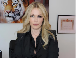 Roberta Bruzzone a Torino ma non per Garlasco: "Parlo di amore tossico. Le pene? Niente pu&ograve; fermare un narcisista che ha deciso di uccidere"