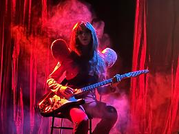 Abiti da sera, fiori e canzoni, l'Ariston a Torino per una notte con le "quasi" star di Sanremo: ecco dove