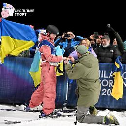 Olimpiadi Milano-Cortina, la giovane sciatrice Kateryna Kotsar riceve la proposta di nozze al traguardo