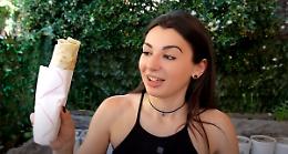 Recensire cibo sui social &egrave; diventato pericoloso: il caso di Giulia Crossbow