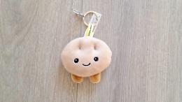 Caccia alla focaccina-peluche: a Milano ore di coda per il gadget delle Olimpiadi 2026