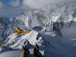 Coppia di escursionisti bloccata nella neve a Malesco: salvati dallo smartphone