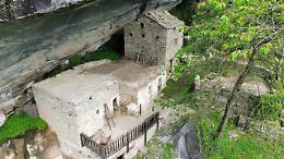 Balma Boves, il borgo museo a cielo aperto incastonato sotto la roccia