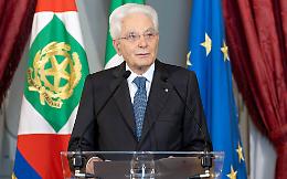 Mattarella firma il Decreto Sicurezza 2026: nuove regole su coltelli, polizia e scudo penale