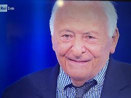 Tutti conoscono le sue canzoni: le lacrime sentendole cantare dal pubblico