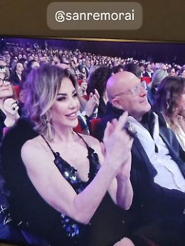 Alba Parietti si riprende l&rsquo;Ariston: prima fila e nuovo ruolo al Festival