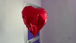 "Ora &egrave; felice col suo palloncino, ma &egrave; stato l'inferno": parla la mamma di Elsa Rubino