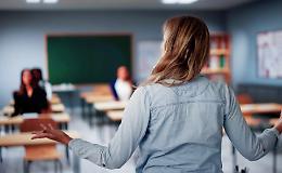 Scuola, nuovo contratto 2025-2027: docenti +143&euro; e pi&ugrave; strumenti di welfare