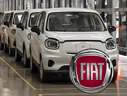Auto, Stellantis doppia il mercato: il primato della "Fiat cinese"
