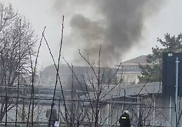 Scoppia l'incendio nel cantiere Rfi: &laquo;E' una vendetta dei pusher&raquo;