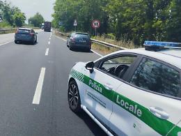 Camion fuori strada per la pioggia: chiusa la provinciale tra Torre Bormida e Cravanzana
