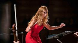 Beatrice Venezi alla guida musicale del Teatro La Fenice: incarico ufficiale da ottobre