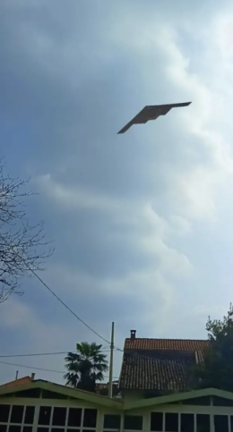 B‑2 sopra Torino: fake news o verit&agrave;? Le foto virali e le ipotesi sui social