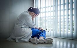 Sanit&agrave;, bollettino di guerra per gli operatori aggrediti