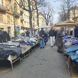 Corsa al posto auto che non c&rsquo;&egrave;: &laquo;Noi commercianti esasperati&raquo;