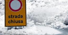 Piemonte sotto la neve: Valsesia isolata, chiusure e allerta valanghe